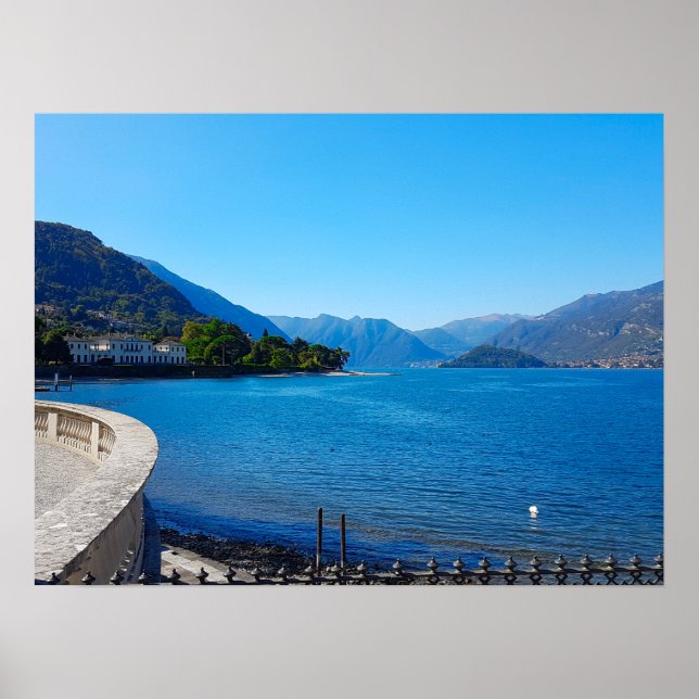 Póster Montañas paisajísticas del Lago Como Italia (Frente)