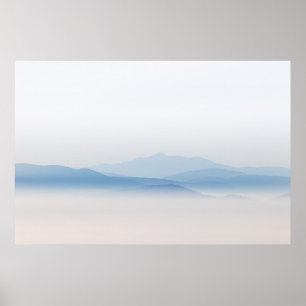 Póster Montañas sobre nubes