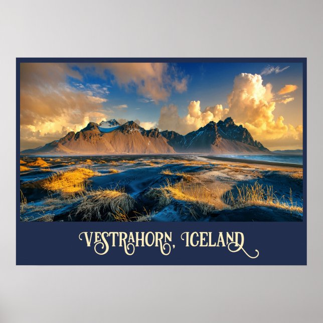 Póster Montañas Vestrahorn, Islandia (Frente)