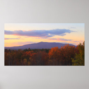 Póster Monte Monadnock a finales de otoño (hora del atard