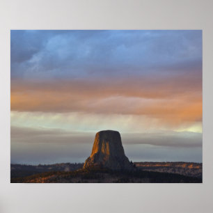 Póster Monumento Nacional Devils Tower, Tormenta al Atard