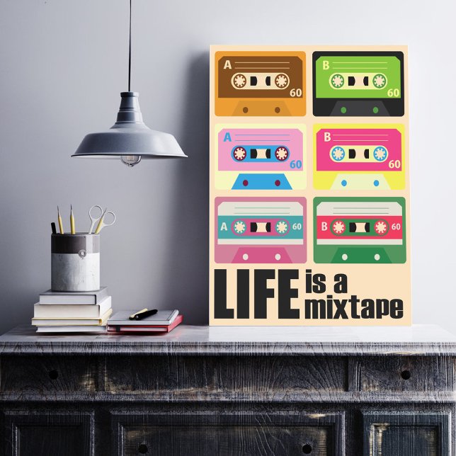 Póster Motivación de cintas mixtas de 8000 (Brighten up your office or home entertaining area with this fun multi colored K7 music tapes poster.)