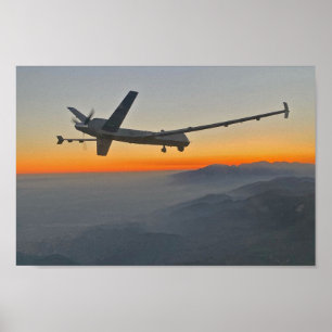 Póster MQ-9 Reaper en Montañas
