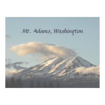 Mt. Adams Washington con foto en la nube