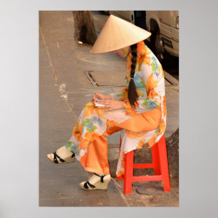 Póster Mujer en gorra anaranjado y cónico