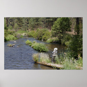 Póster Mujer pescando con mosca en el río Metolius, Oregó