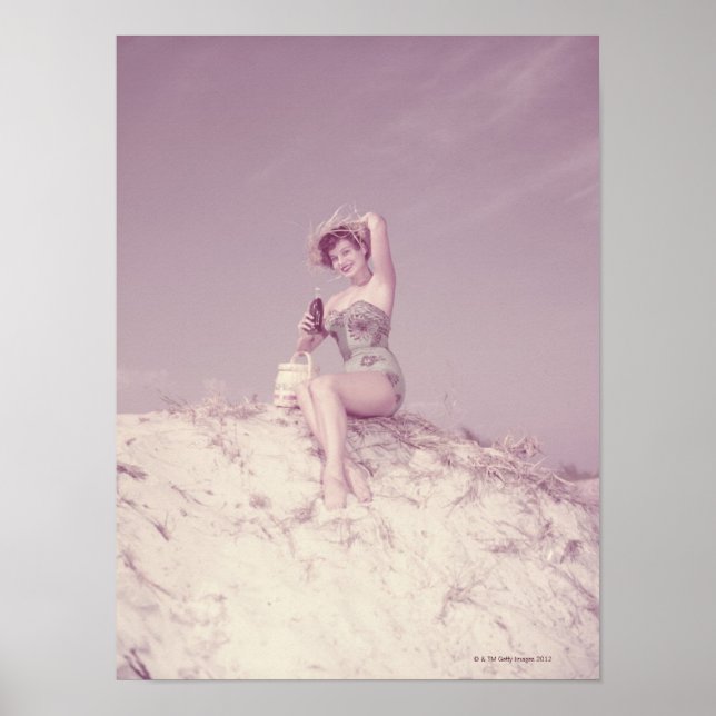 Póster Mujer relajándose en la playa (Frente)