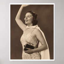 Mujer retro de los años 40 con traje de baño ondea