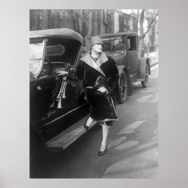 Póster Mujer y autos hermosos, 1926 (Frente)