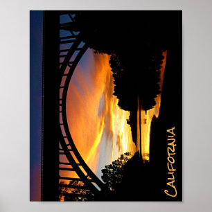 Póster Naranja California Coastal Sunset Under Bridge