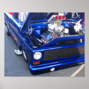 Póster Necesita más motor