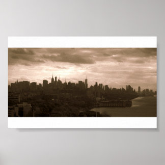 Póster New York City Skyline in Sepia Tones