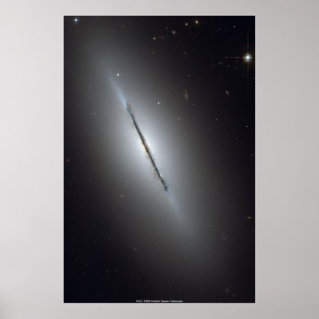 Póster NGC 5866, la galaxia del eje (Frente)