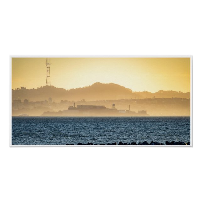 Póster Niebla Dorada Sobre Alcatraz (Anverso)