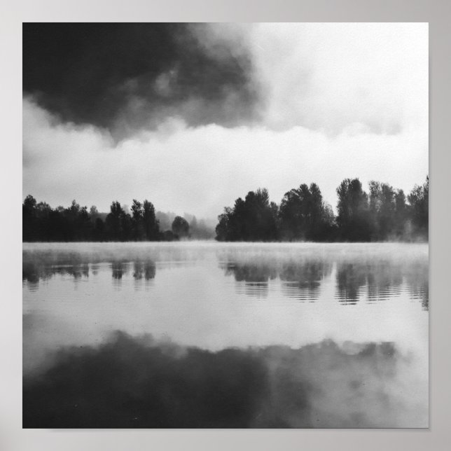 Póster Niebla matutina sobre el lago en blanco y negro (Frente)