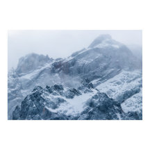 Nieve y niebla de las montañas