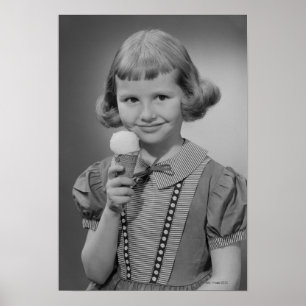 Póster Niña comiendo helado