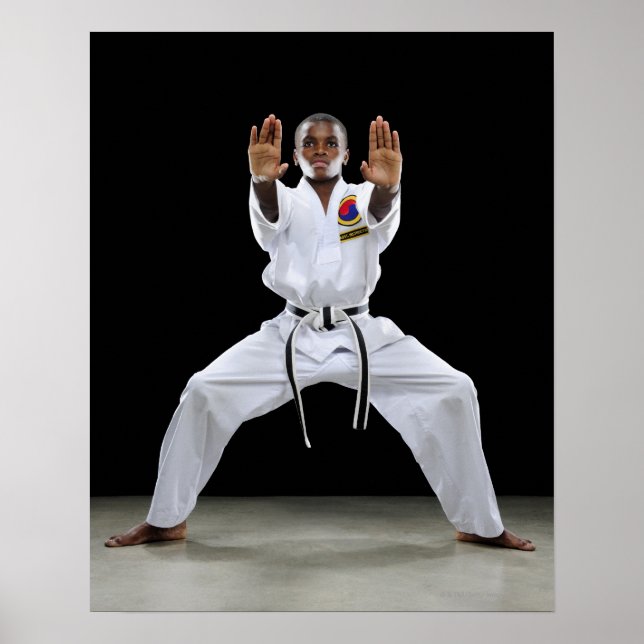 Póster Niño (15 años) con uniforme de karate con (Frente)