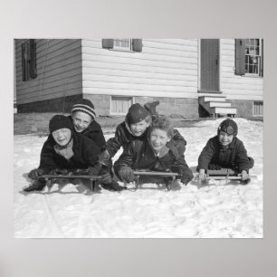 Póster Niños en trineo, 1936. Foto antigua