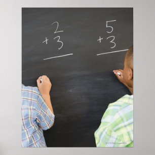 Póster Niños resolviendo problemas matemáticos en la piza