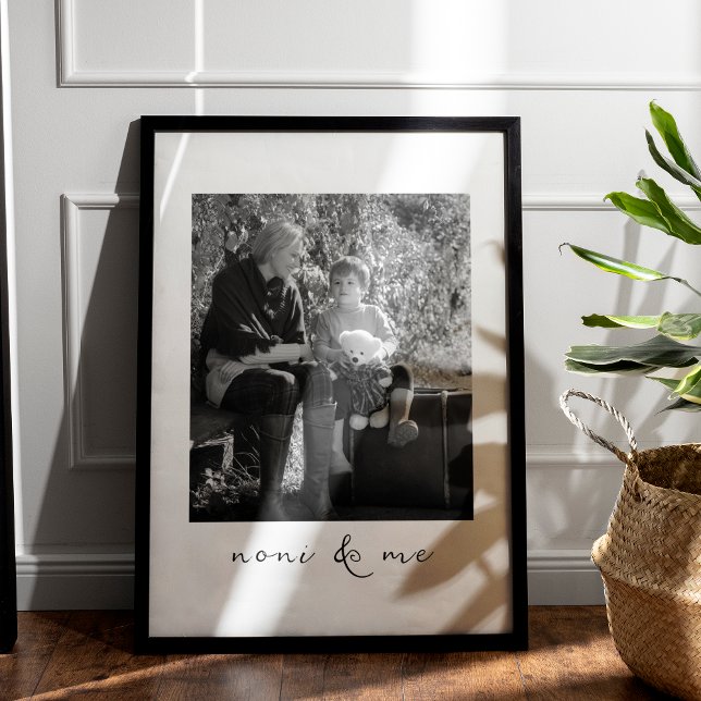 Póster Noni Y Yo Ofrecemos Un Regalo De Imágenes Personal (Subido por el creador)