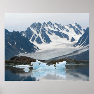 Póster Noruega, glaciar retrocediendo y iceberg