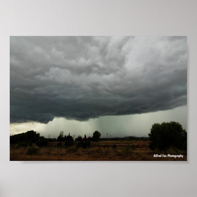 Póster Nube de tormenta en el campo (Frente)