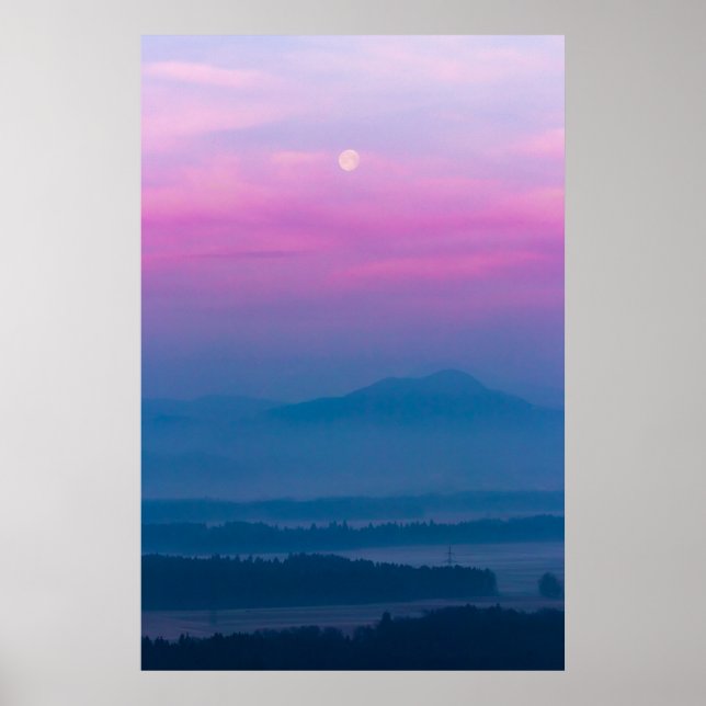 Póster Nubes brillantes y luna al amanecer (Frente)