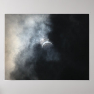 Póster Nubes de tormenta del eclipse espeluznante 2017