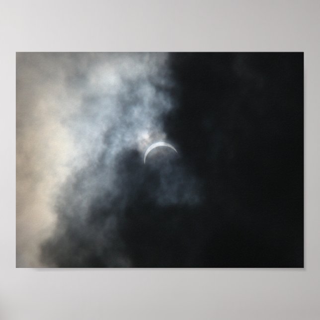 Póster Nubes espeluznantes de tormenta del eclipse 2017 (Frente)