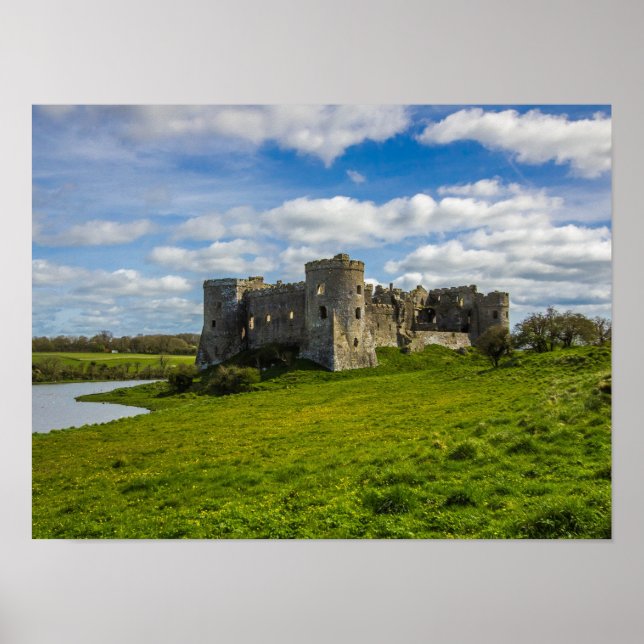 Póster Nubes sobre el castillo Carew (Frente)