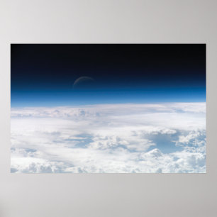 Póster Nubes y luna desvanecida