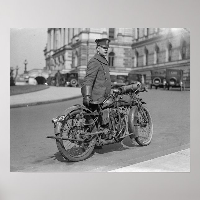 Póster Oficial de policía de motocicletas, 1924. Foto de  (Frente)