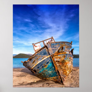 Póster Old Blue Boat by the Seashore