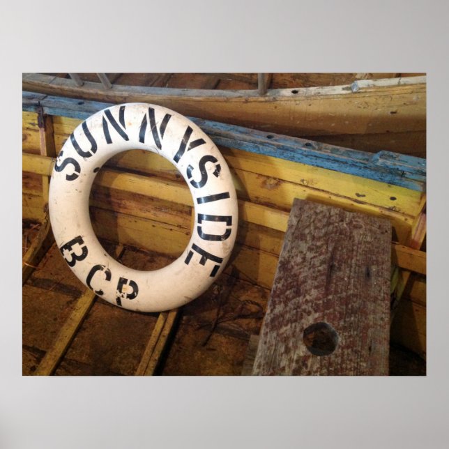 Póster Old Life Preserver In An Abandoned Cannery (Frente)