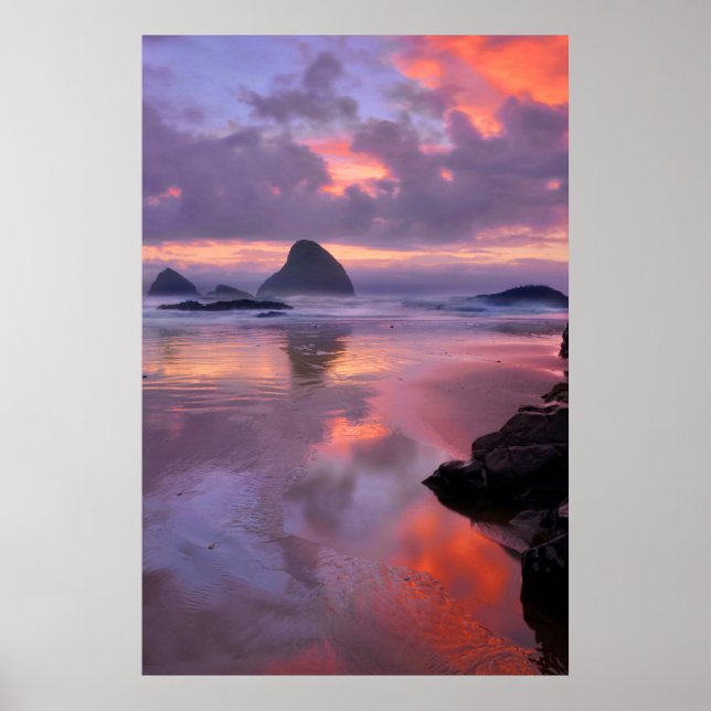 Póster Oregon beach and sea stacks, sunset (Frente)