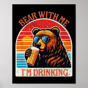 Póster Oso bebiendo cerveza al aire libre divertido grizz
