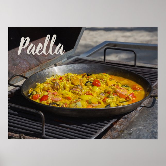 Póster Paella se prepara en un regalo a la parrilla para  (Frente)