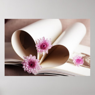 Póster Páginas de un libro hecho en forma de corazón