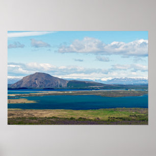 Póster paisaje marino matutino de Islandia con granjas en