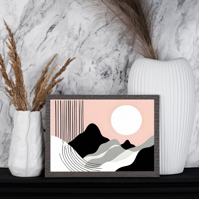 Póster Paisaje montañoso minimalista con sol naciente (Subido por el creador)