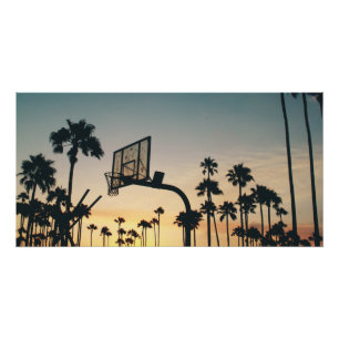 Póster Palmeras de cancha de baloncesto al atardecer