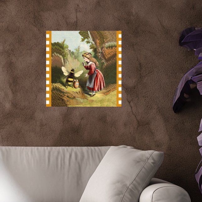 Póster Panal de Miel Niña Abeja Vintage (Victorian girl in woods talking to bee guarding his pot of honey checkered border on wall poster.)