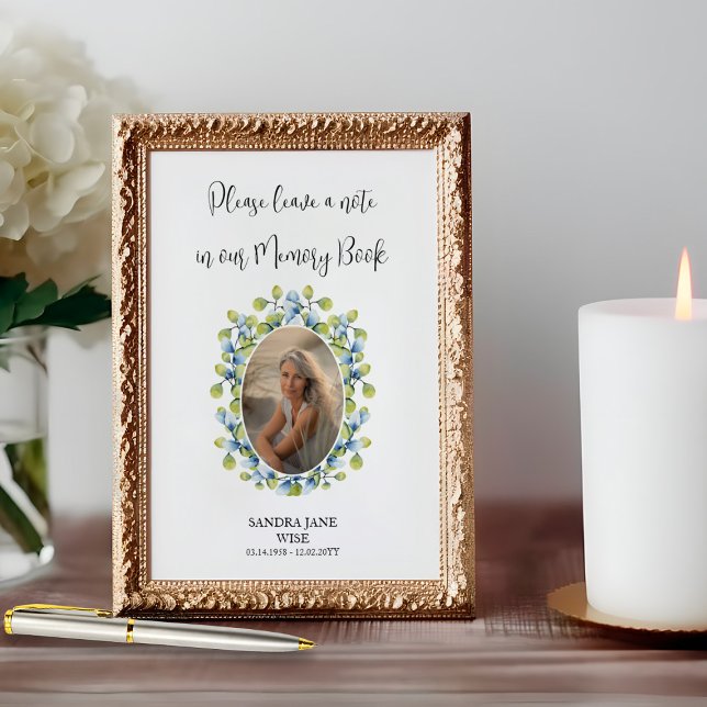 Póster para libro de recuerdos en servicio conmemo (Memory Book sign for celebration of life with photo framed with greenery by Darling & May)