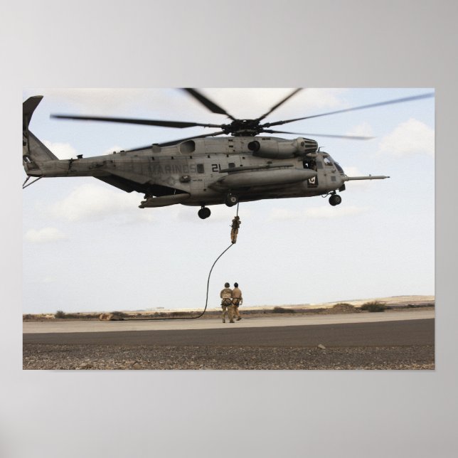 Póster Pararescudos de la Fuerza Aérea llevan a cabo un i (Frente)