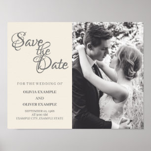 Póster Pareja de recién casados besándose en monocromo
