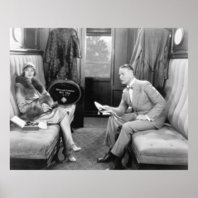 Póster Pareja sentada en un compartimiento de un tren (Frente)