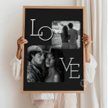 Póster Parejas Collage de fotos Minimalista moderno<br><div class="desc">Parejas Collage de fotos Minimalista moderno Crear un toque de tiempo con esta impresión Minimalista moderna de Collage de fotos de Parejas. Con un diseño elegante y elegante, este collage personalizado le permite mostrar sus recuerdos favoritos en un diseño sofisticado y contemporáneo. Perfecto como regalo de boda, regalo de aniversario...</div>