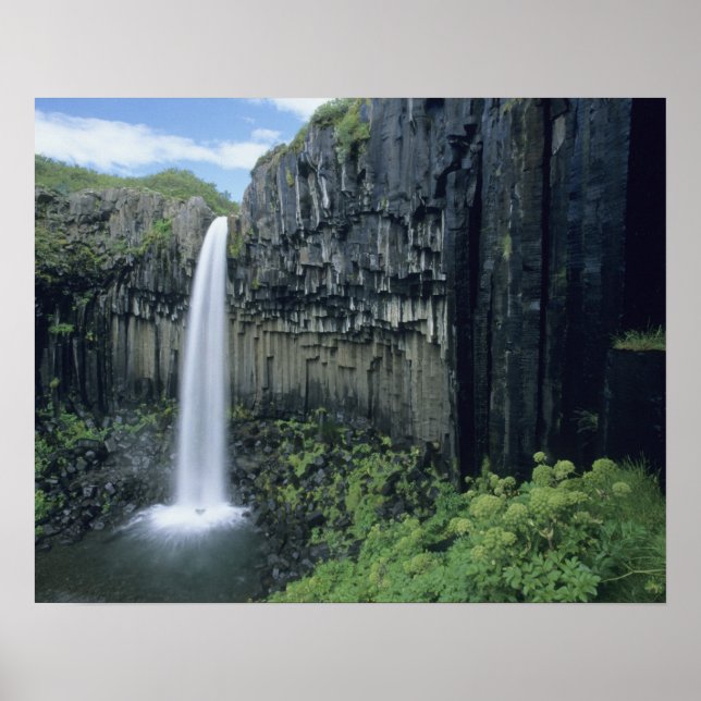 Póster Parque Nacional Skaftafall, cascada de Svartifoss, (Frente)