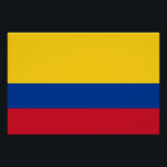 Poster patriótico con bandera de Colombia<br><div class="desc">Añada un toque de orgullo colombiano a su casa o decoración de oficina con nuestro exclusivo poster con la bandera de Colombia! Diseñado con meticulosa atención a los detalles, este poster es más que solo arte mural; es una celebración de la rica herencia y orgullo nacional de Colombia. El diseño...</div>
